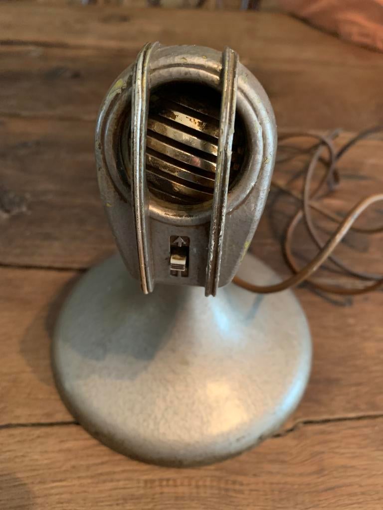Vintage Phillips microfoon (1950), Muziek en Instrumenten, Microfoons, Ophalen of Verzenden, Zo goed als nieuw, Studiomicrofoon