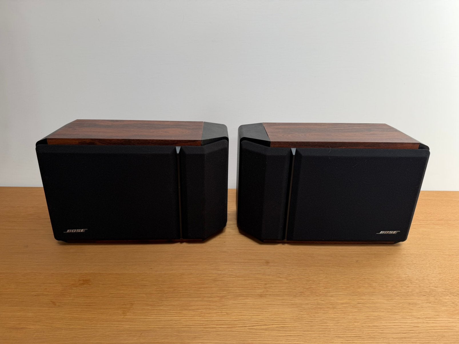 2x Bose 201 serie 4 luidsprekers / speakers houtlook, Stereo speakers, 120 tot 150 watt, Ophalen of Verzenden, Zo goed als nieuw