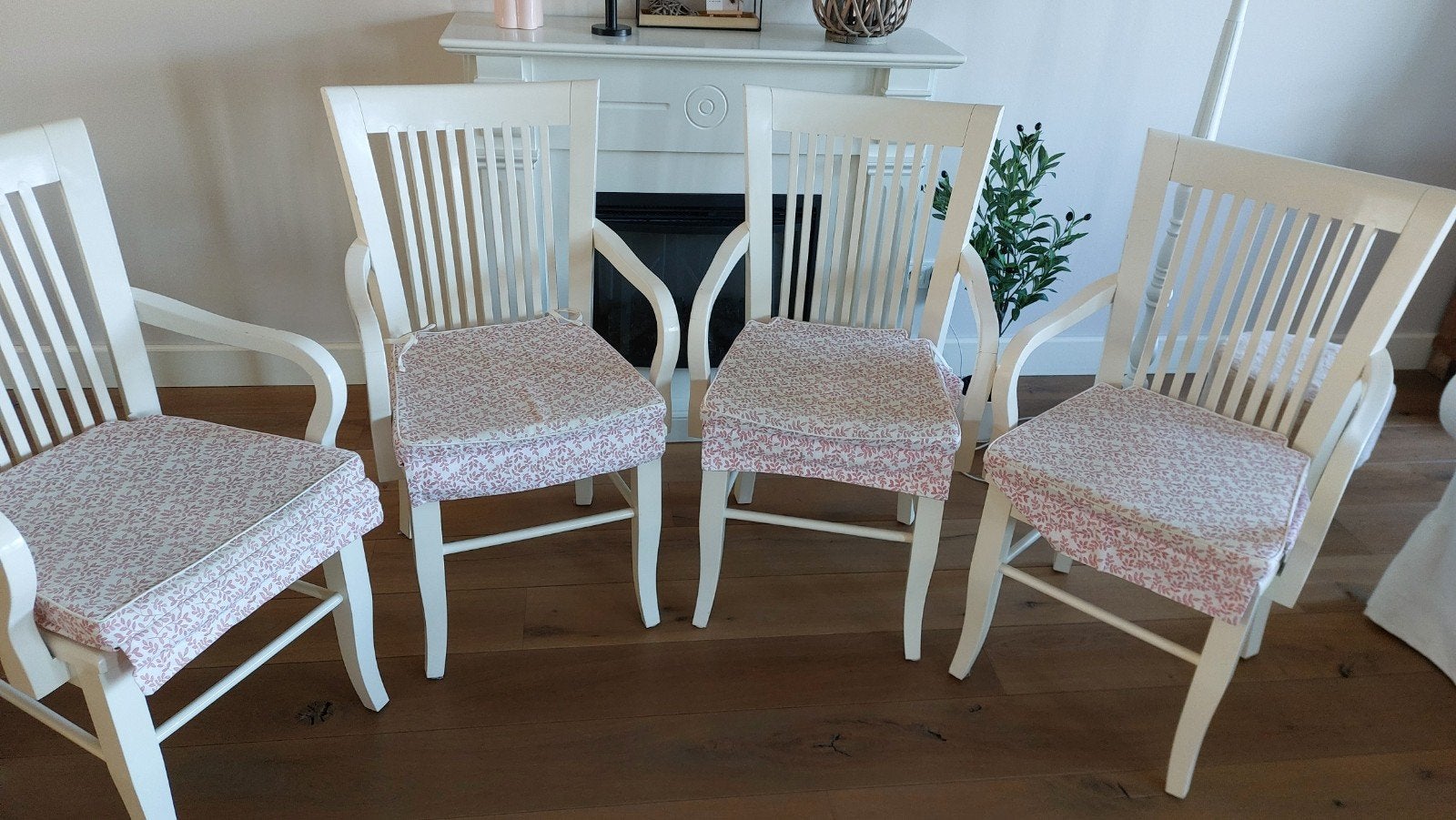 Eettafelstoelen, stoelen, wit hout, retro, kinderkamer, Antiek en Kunst, Ophalen