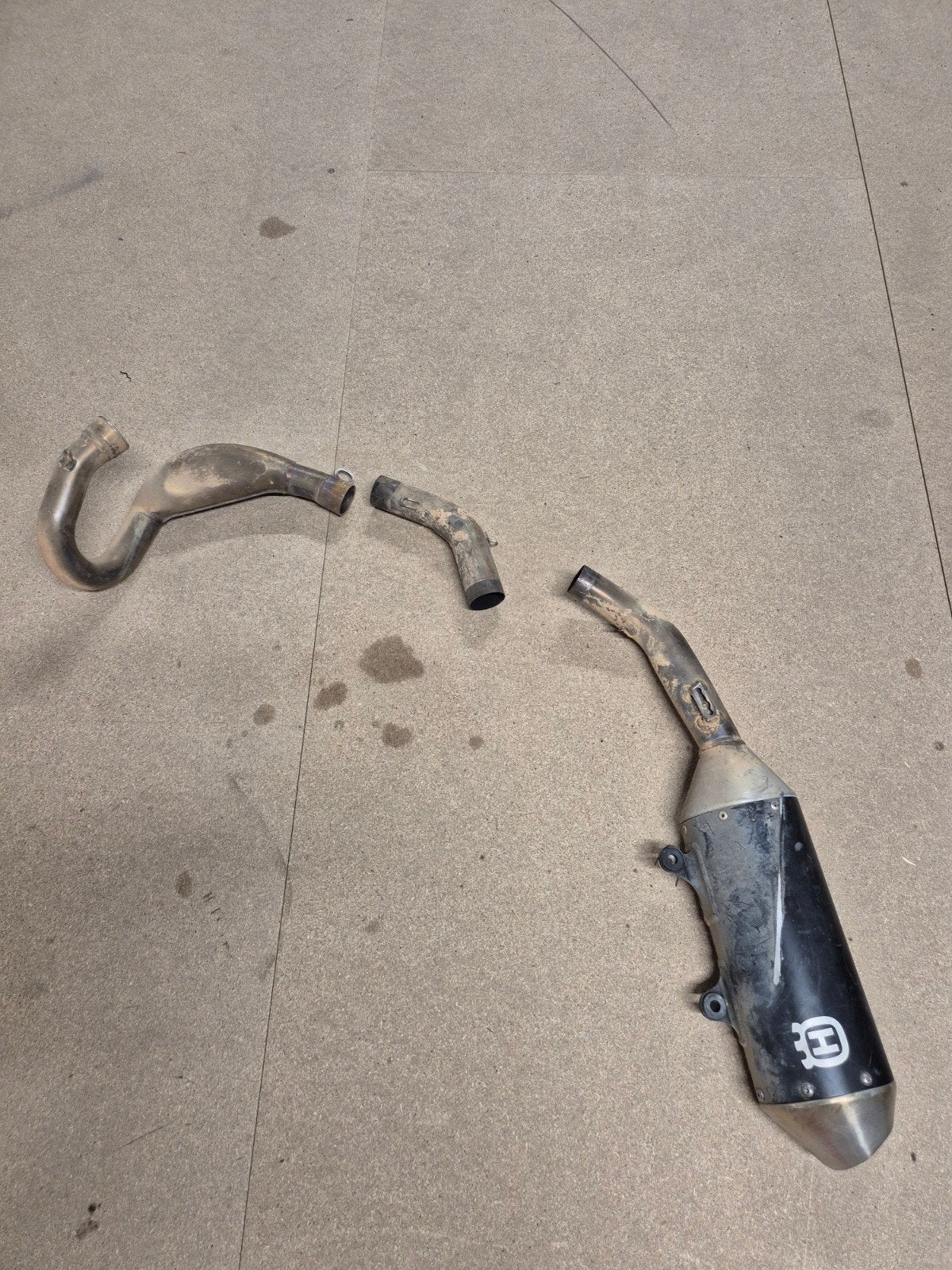 Husqvarna FC 450 2023 originele uitlaat compleet gebruikt, Ophalen of Verzenden, Gebruikt