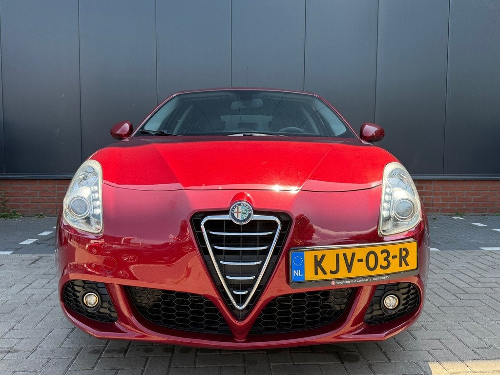 Alfa Romeo ALFA GIULIETTA 1.4 T Progression (12mnd BOVAG-gar, Auto's, Alfa Romeo, Gebruikt, Zwart, 4 cilinders, Bedrijf