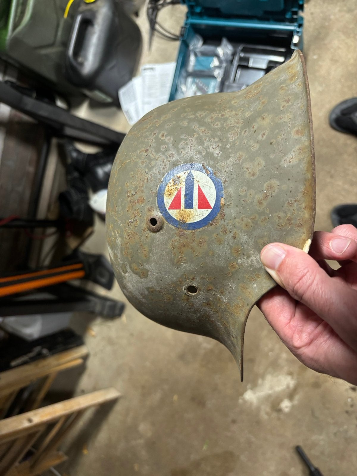 Duitse helm M42 schaal maat  62 HKP, Ophalen of Verzenden, Duitsland, Helm of Baret
