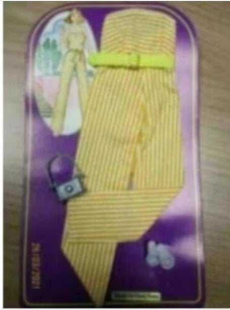 VINTAGE BARBIE CLONE KLEDINGSETJE HONG KONG NIEUW, Verzenden, Nieuw, Pop
