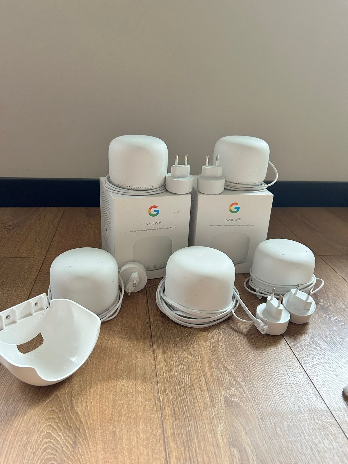 Google Nest Wifi Router en 4 punten - Mesh Wifi Systeem, Ophalen of Verzenden, Zo goed als nieuw, Router