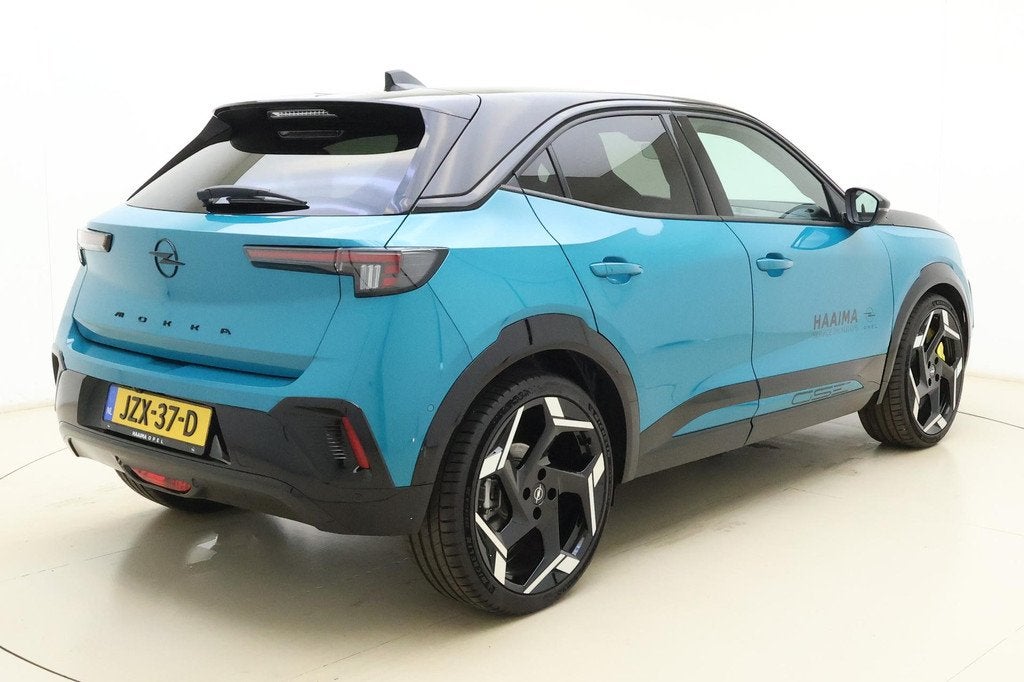 Opel Mokka Electric 54 kWh 281pk GSE | Unieke uitvoering | A, Auto's, Opel, Zwart, Mokka-e, Alcantara, Origineel Nederlands