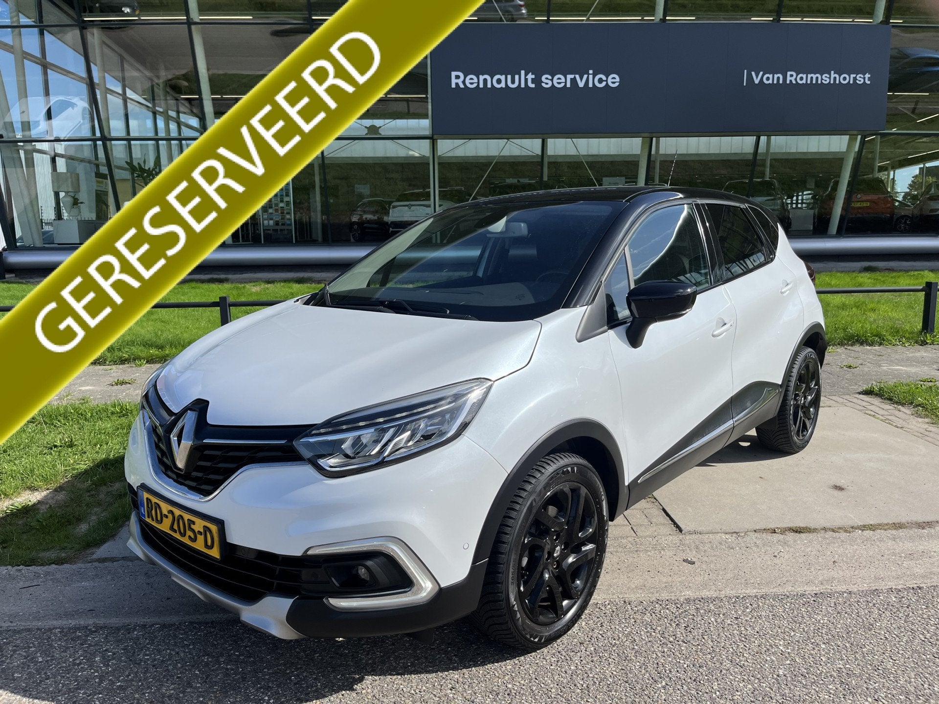 Renault Captur 1.5 dCi Edition One / Trekhaak / Camera / Sto, Auto's, Voorwielaandrijving, 12 maanden, Gebruikt, 4 cilinders