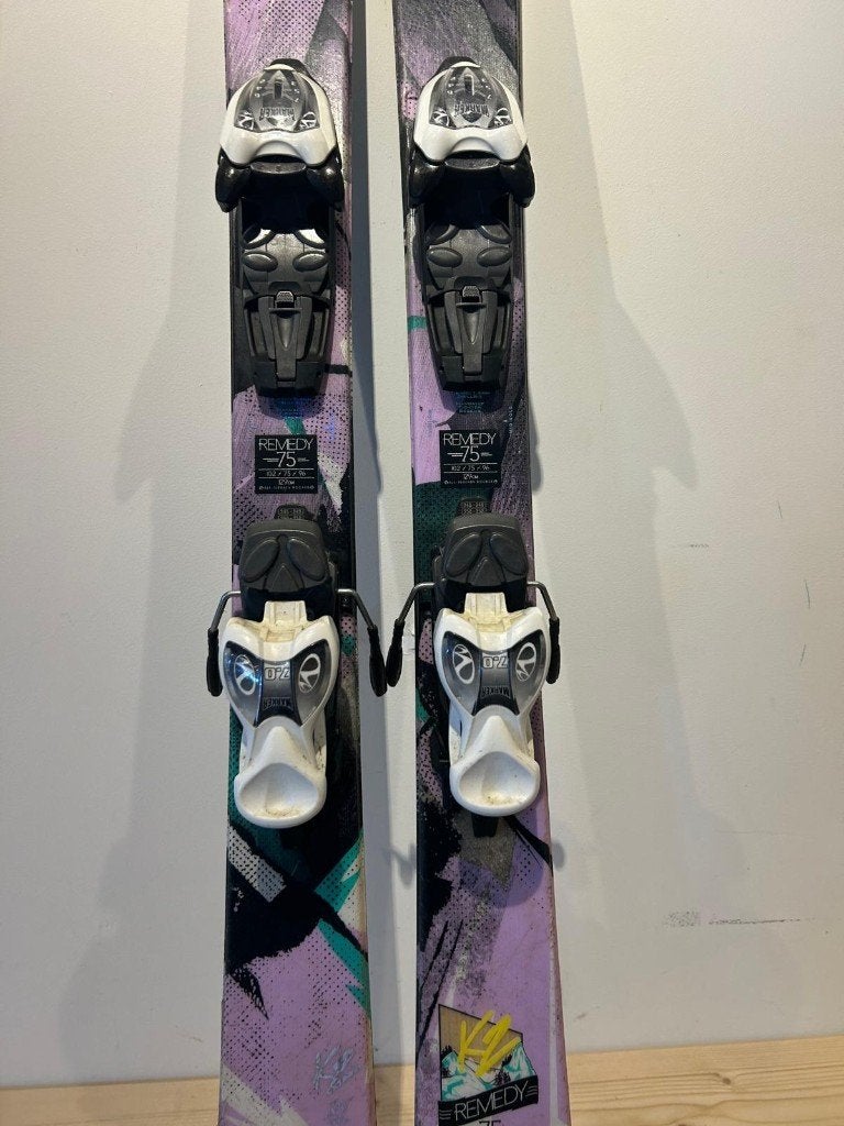 K2 Remedy Junior Freestyle ski's 129 cm met Marker bindingen, Sport en Fitness, Overige merken, Gebruikt, Info@k2.com, 100 tot 140 cm