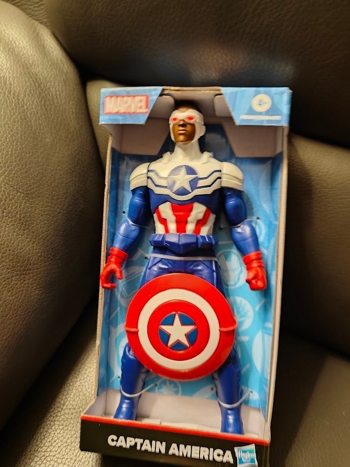 Captain America actiefiguur Hasbro Marvel 25 cm– nieuw, Ophalen, Nieuw
