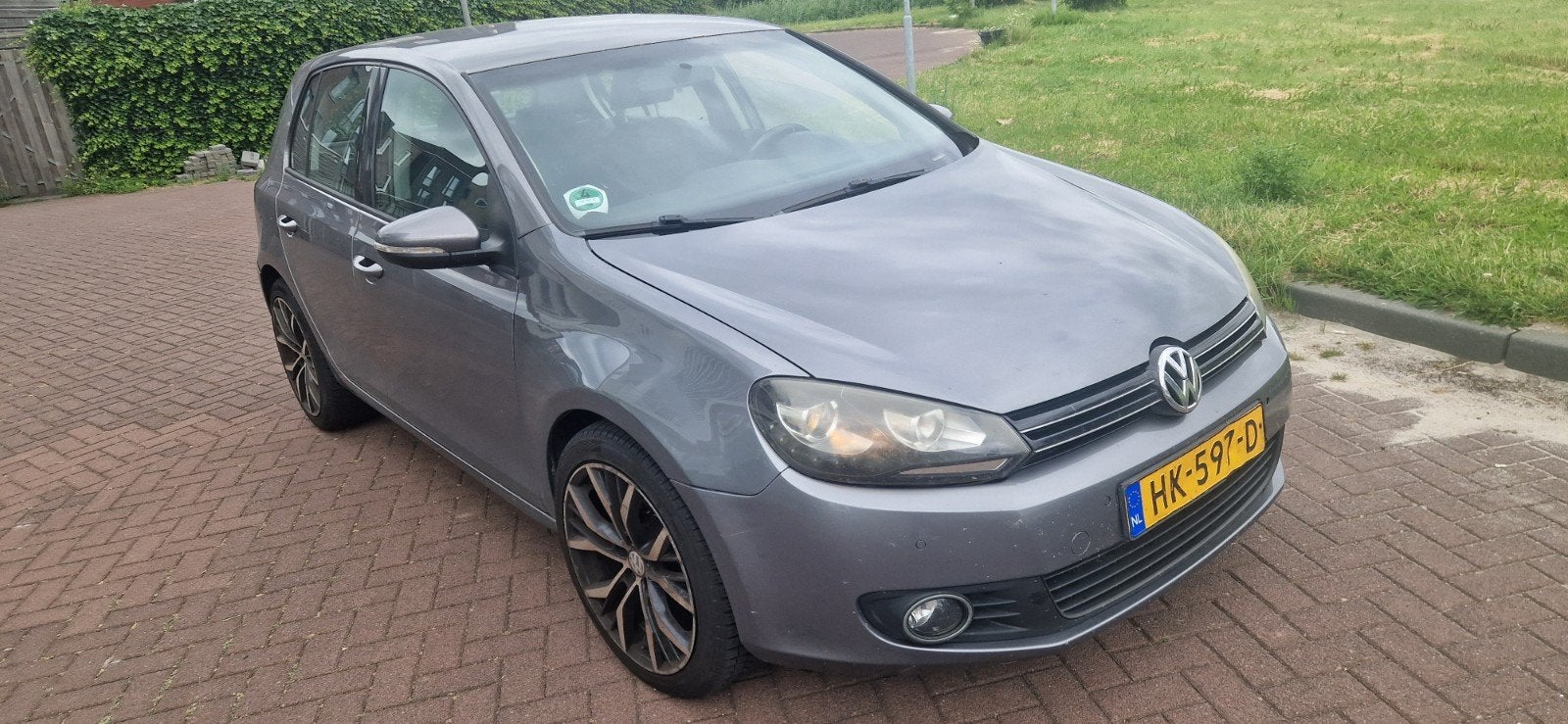 Volkswagen Golf 1.6 TDI 77KW Bluemotion 5D 2010 Grijs airco, Euro 5, Stof, Zwart, 4 cilinders