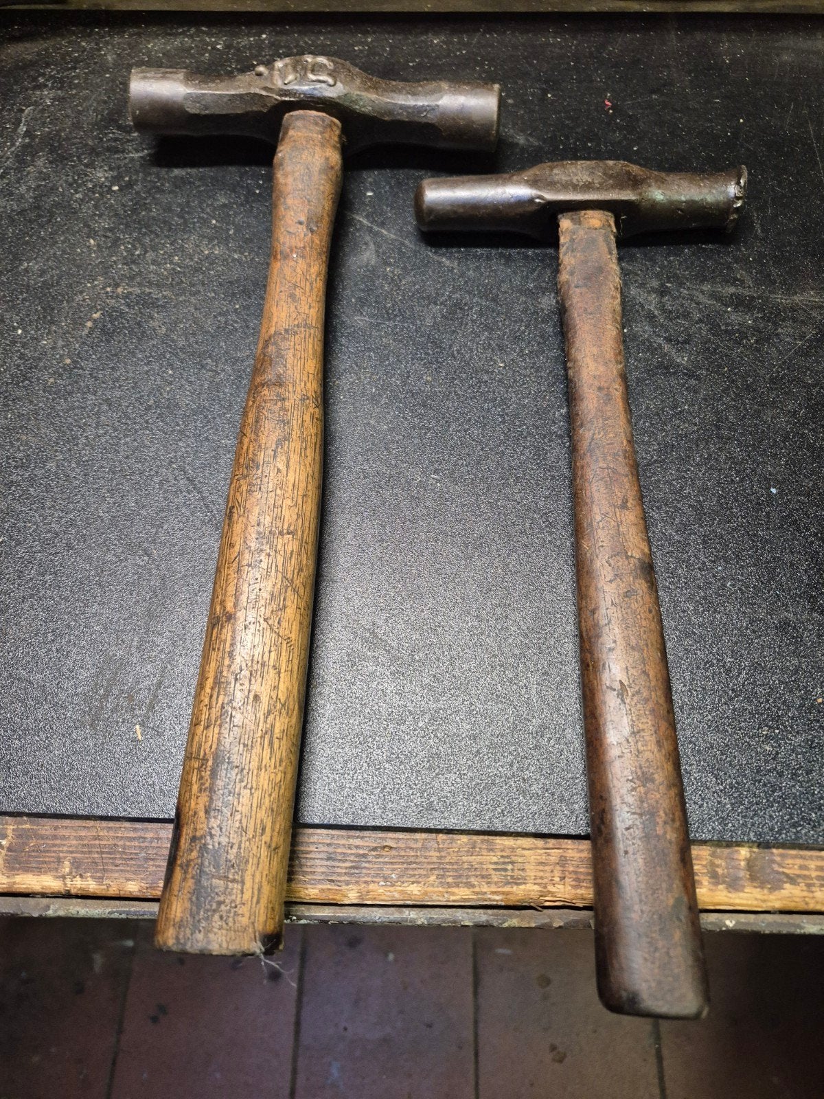 2  smeed of carosserie hamers, Ophalen of Verzenden, Gebruikt