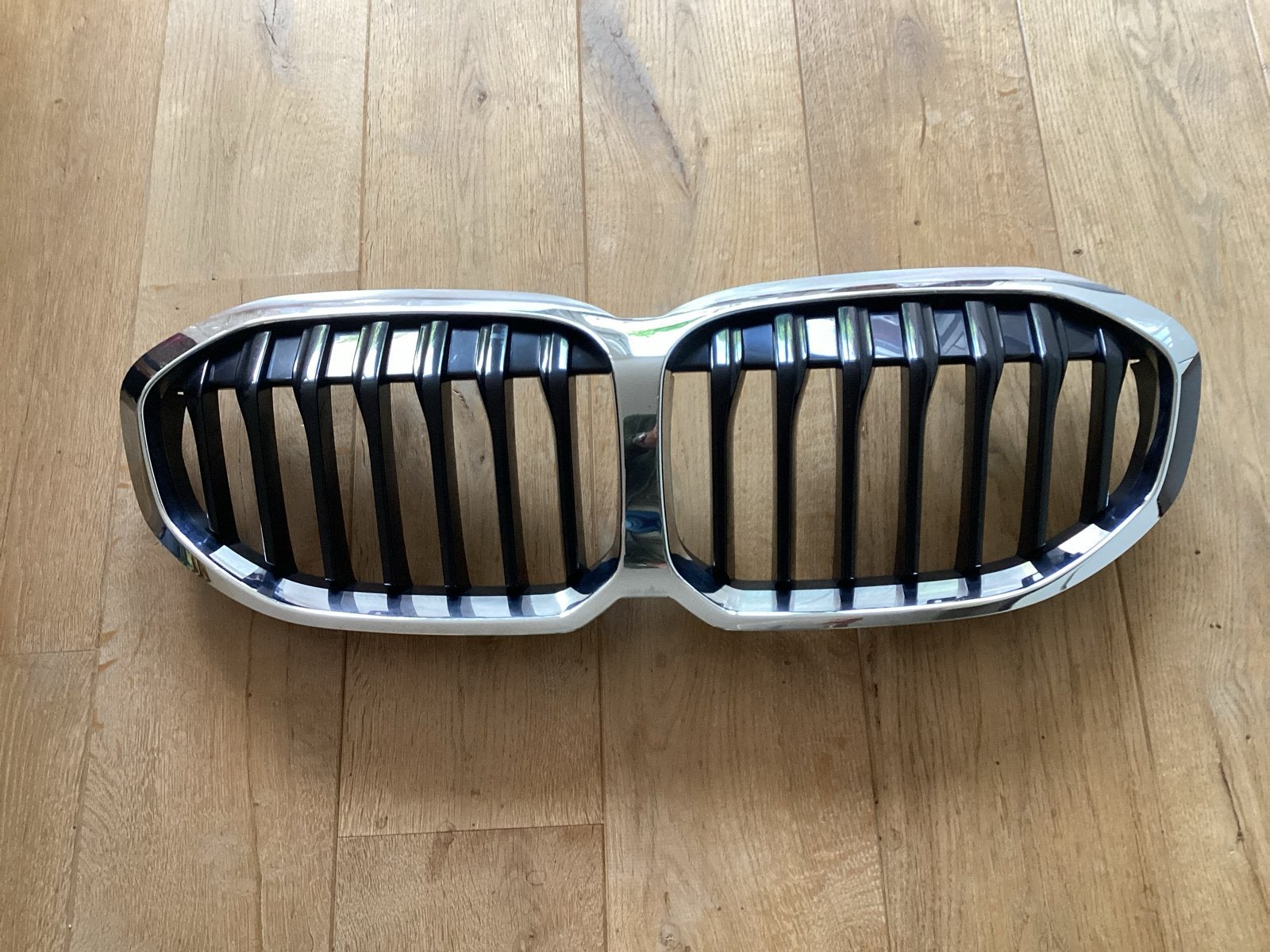 Puntgave grill BMW 1-serie, Ophalen of Verzenden, Gebruikt, Voor, BMW