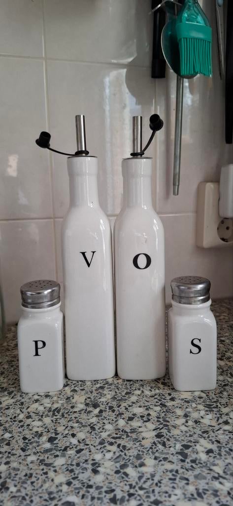 Oil and vinegar setje, Ophalen, Zo goed als nieuw
