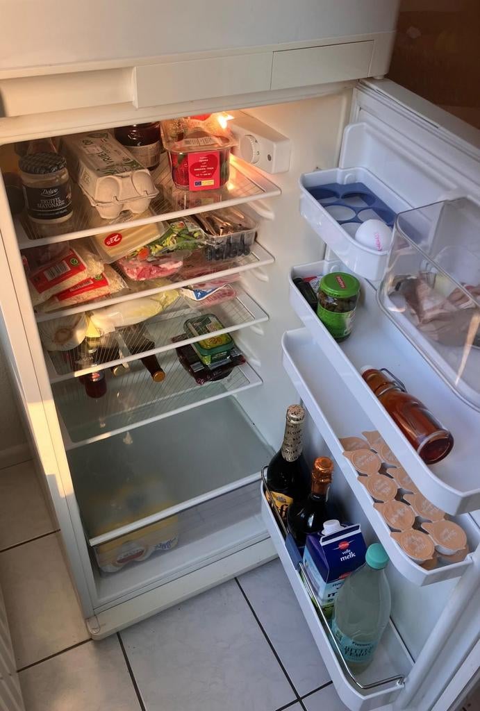 Goedwerkende Bosch koel vriescombinatie koelkast, Ophalen, Met aparte vriezer, Zo goed als nieuw, 140 tot 160 cm