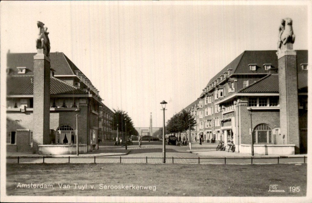 Amsterdam - Van Tuyl v. Serooskerkenweg - Straatzict, Ophalen of Verzenden, 1920 tot 1940, Gelopen, Noord-Holland
