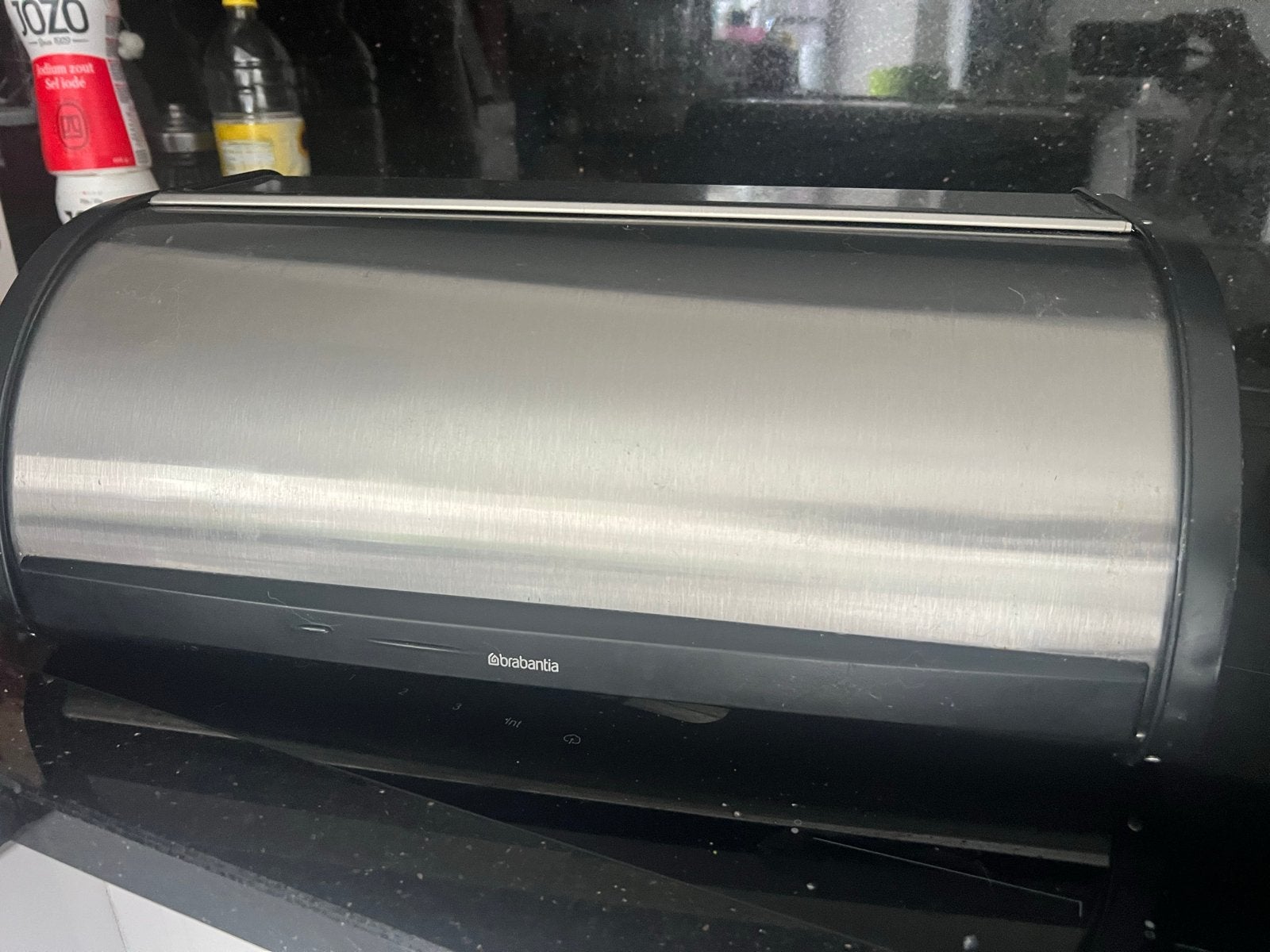 Brabantia Broodtrommel - RVS en Zwart, Huis en Inrichting, Ophalen, Gebruikt, Zilver, Metaal
