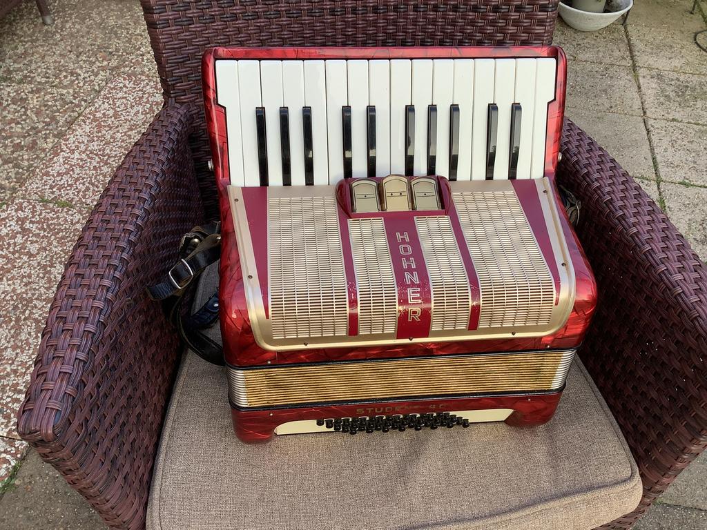 Hohner Student 40, Muziek en Instrumenten, Accordeons, Gebruikt, Overige formaten, Met koffer, Hohner