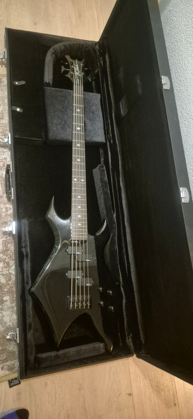 Bc rich Warlock 5 snarig + koffer, Ophalen, Zo goed als nieuw, Elektrisch, 5-snarig