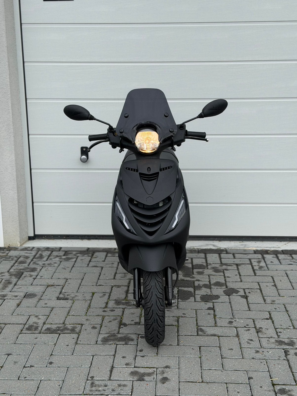 Piaggio zip 2023 brom garantie nieuwstaat, Fietsen en Brommers, Ophalen, Maximaal 45 km/u, Zip, Zo goed als nieuw
