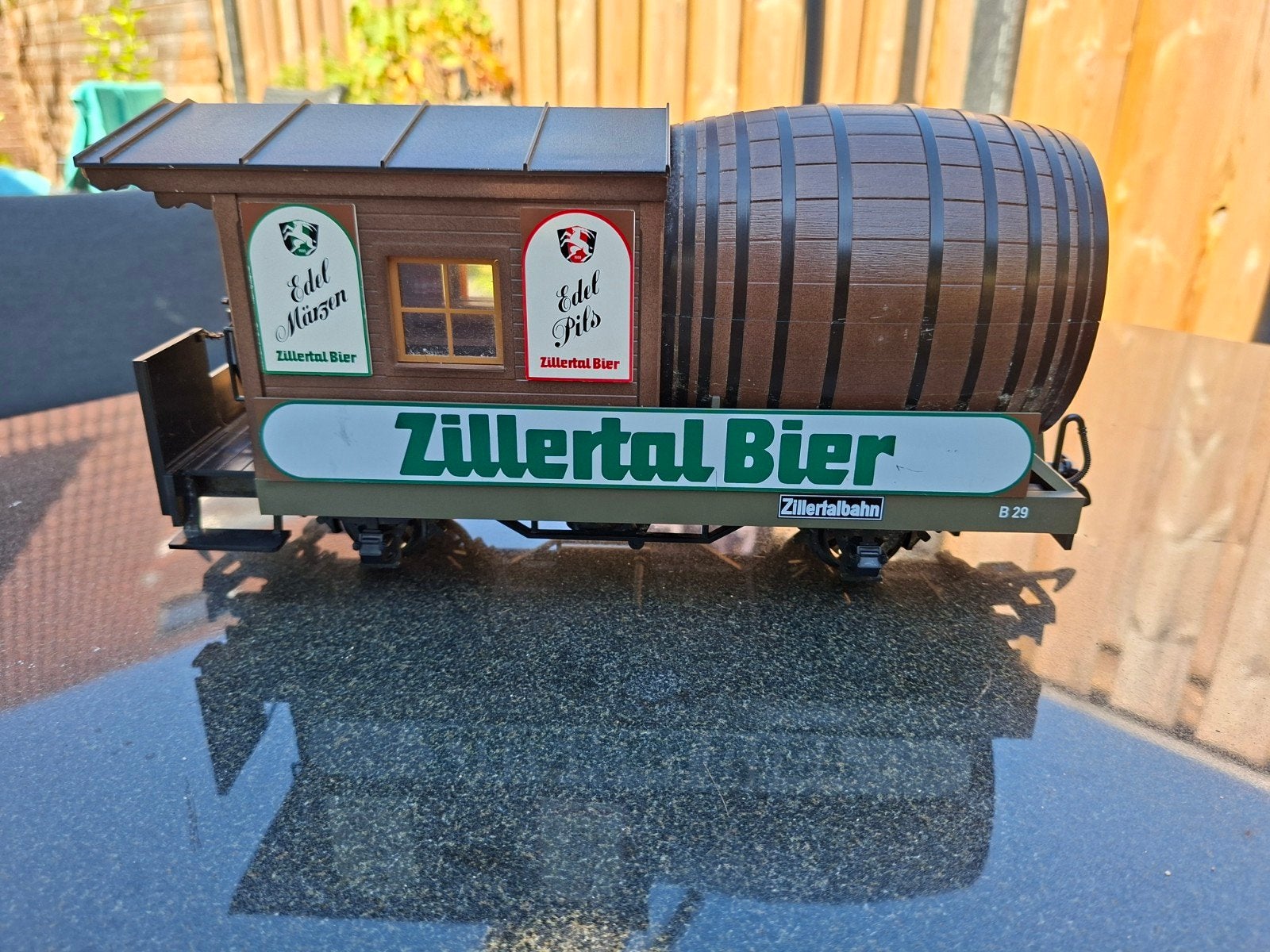 Zillertal Bier feest wagon 32420 in nette staat, Gelijkstroom, Wagon, Ophalen of Verzenden, Zo goed als nieuw
