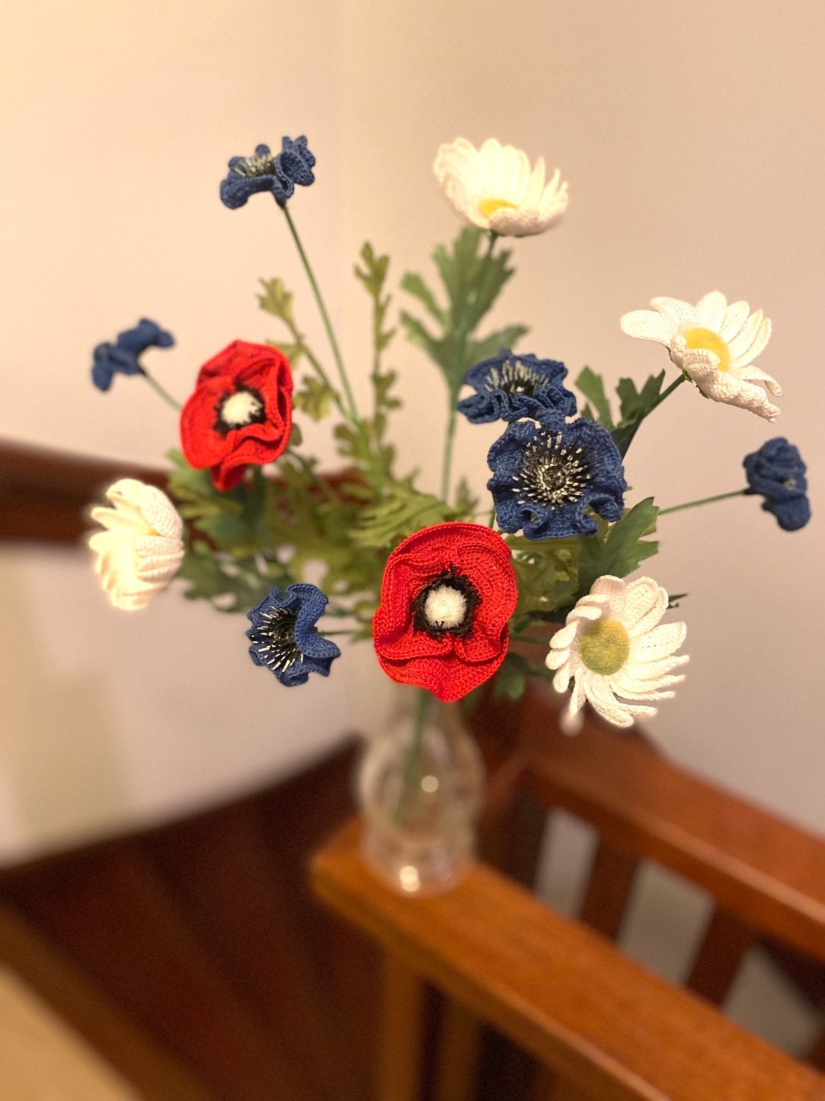 Handgehaakte klaprozen, margrieten, korenbloemen. Eyecatcher, Binnen, 40 cm, Inclusief accessoires, Nieuw