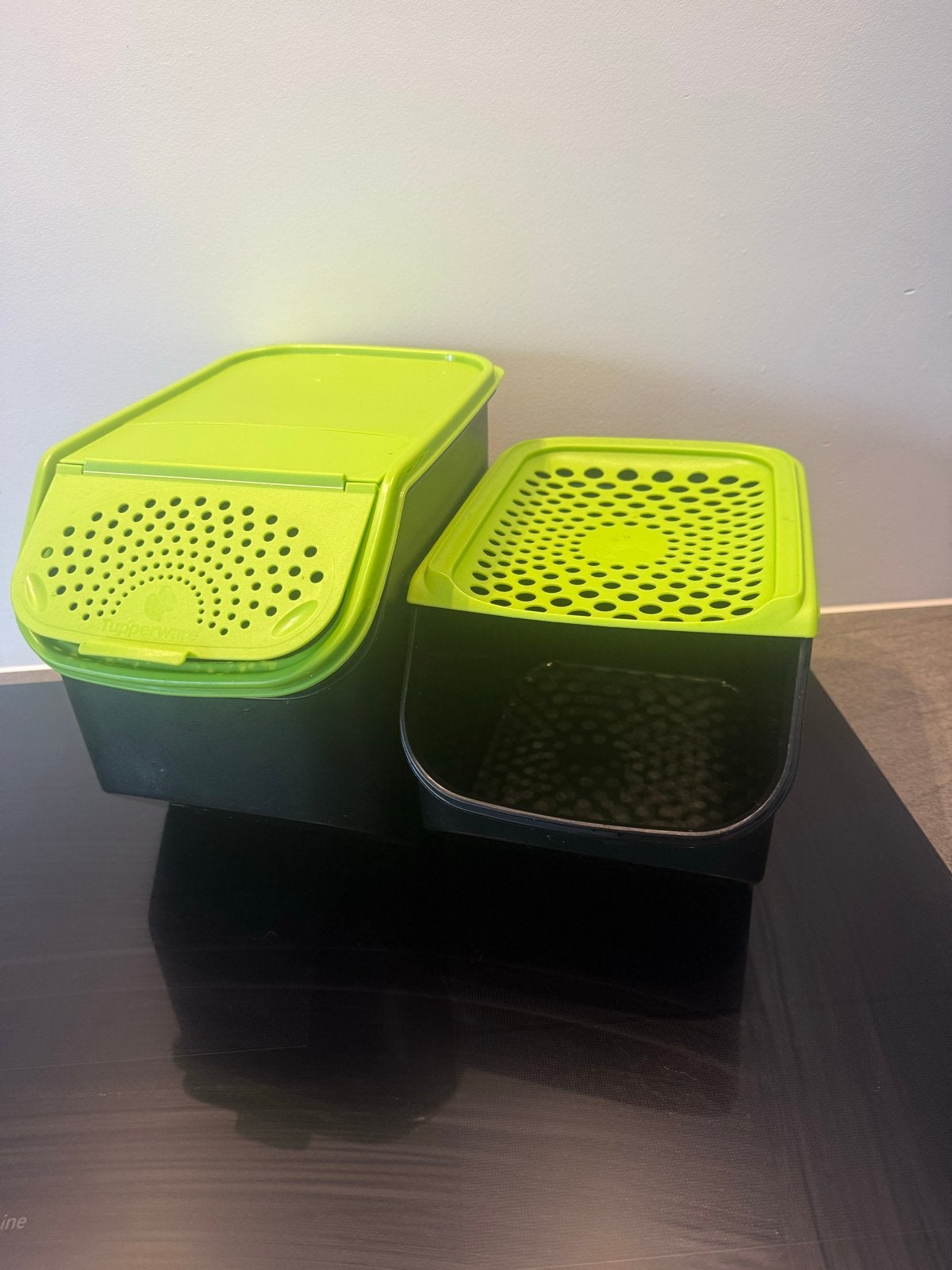 Tupperware bewaardozen voor ui en aardappels, Gebruikt, Overige kleuren, Bewaardoos, Ophalen of Verzenden