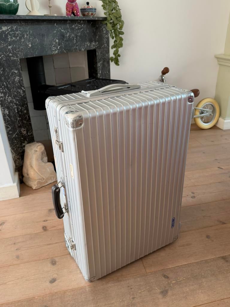 Rimowa Classic Check-In M Aluminium Koffer, Gebruikt, 70 cm of meer, Metaal, Ophalen