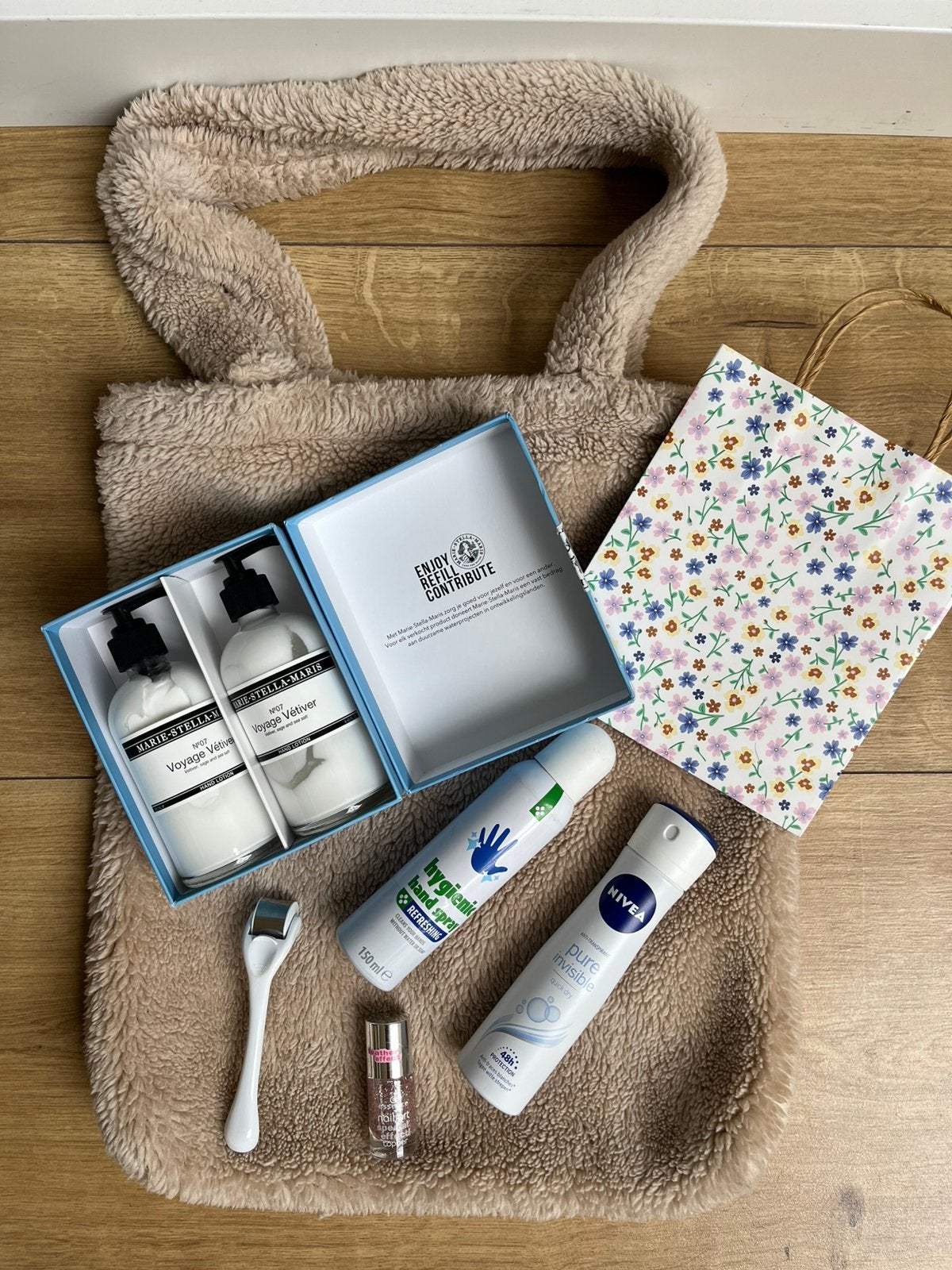 ==Bijna Nieuw== Verzorgingsproducten en teddy tas, Ophalen of Verzenden, Zo goed als nieuw, Overige typen