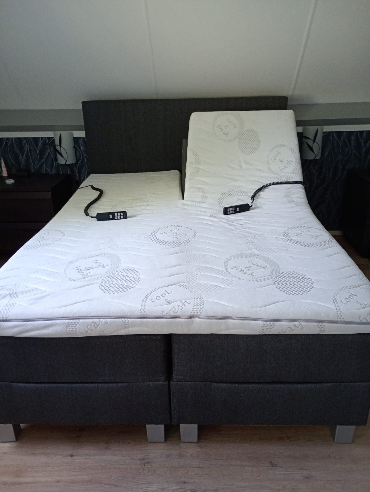 Elektrische boxspring bed splittopper, Huis en Inrichting, Ophalen, Gebruikt, Wit, Tweepersoons