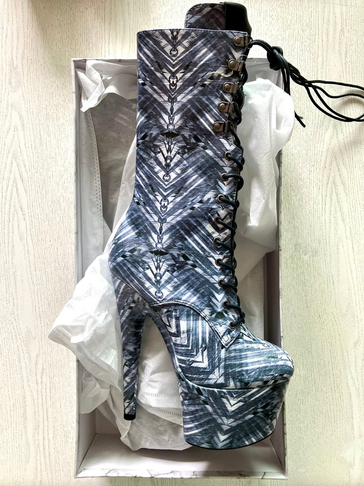 Hella Heels Cult 7inch Boots Pleasers, Ophalen, Nieuw, Zwart