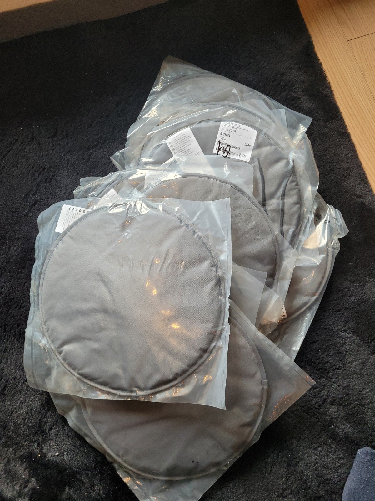 10x IKEA BENÖ Stoelkussen Grijs - Nieuw in verpakking, Nieuw, Ophalen of Verzenden, Vijf, Zes of meer stoelen, Stof