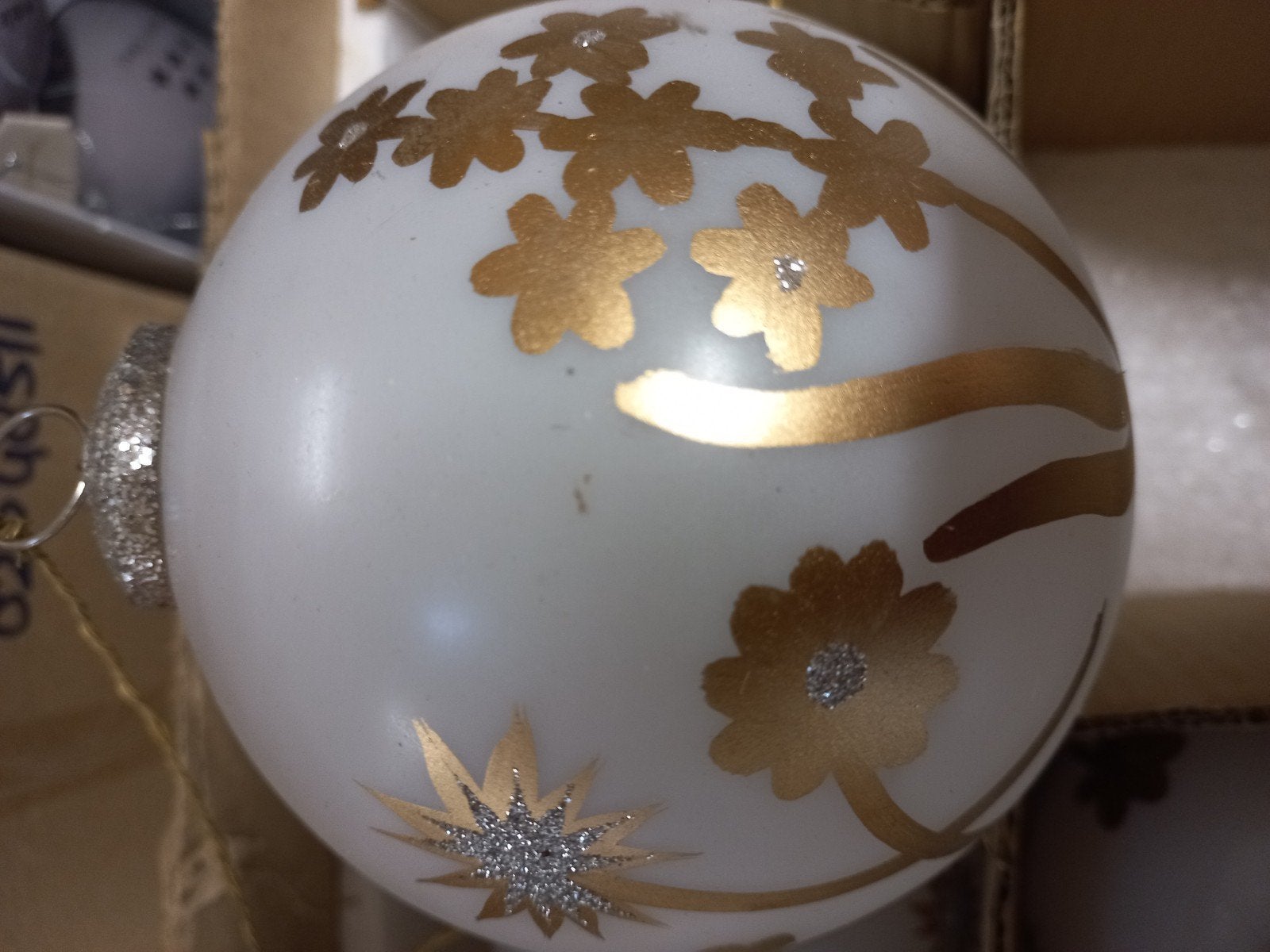 walther&co 1kerstbal, glas, wit met goud decoratie, 13cm, Ophalen of Verzenden, Nieuw