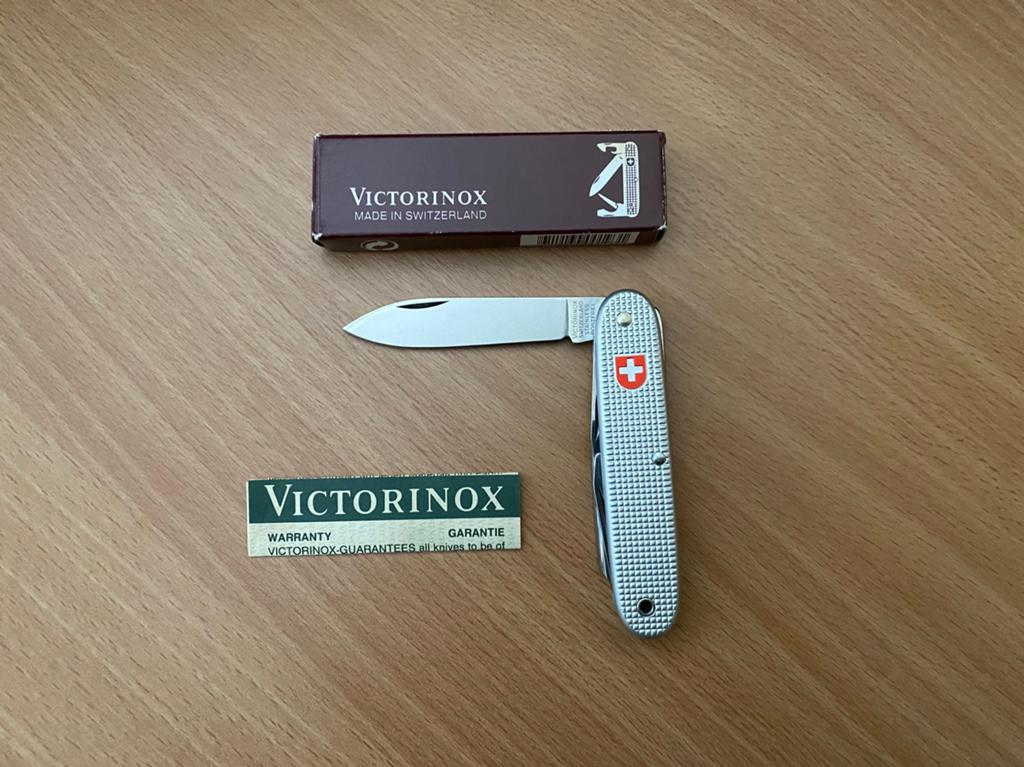 Soldaten zakmes Victorinox Pioneer 1993 met doosje, Verzenden, Landmacht, Overige gebieden, Mes of Dolk