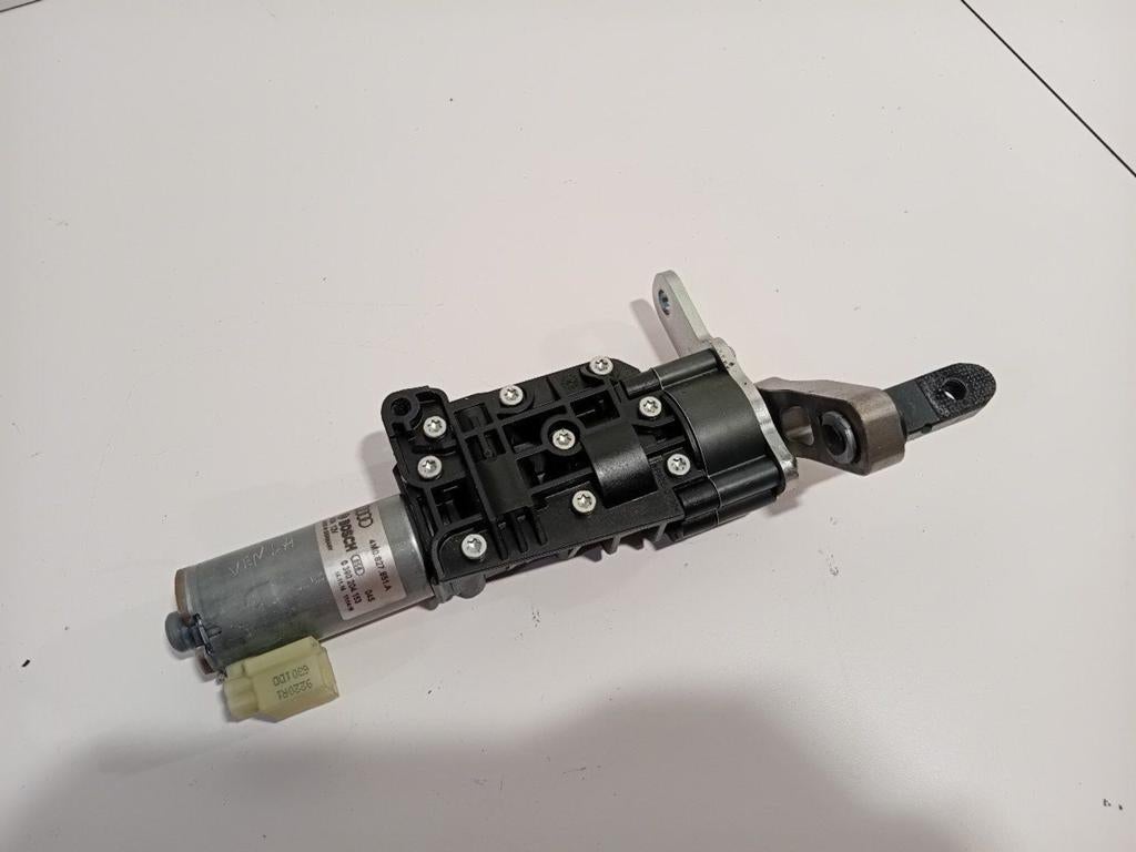 Achterklep motor Audi Q7, Auto-onderdelen, Onderdelen@venauto.nl, Van der Ven Autorecycling B.V., Gebruikt, Ettenseweg 76, 4706 PB Roosendaal, The Netherlands