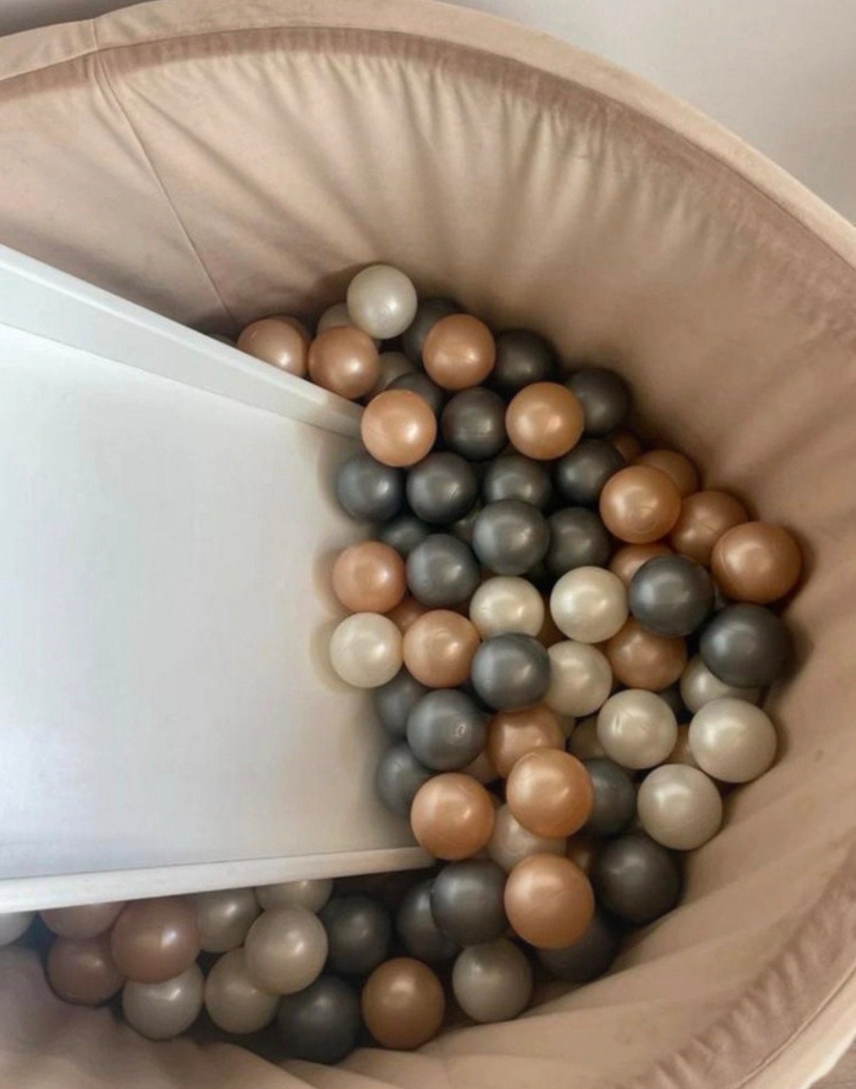 Misioo Ballenbak met Glijbaan en Ballen - Beige, Ophalen, Zo goed als nieuw