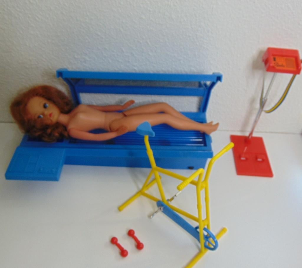 Vintage set Sindy Barbie Wellness fitness set, Ophalen of Verzenden, Zo goed als nieuw, Accessoires