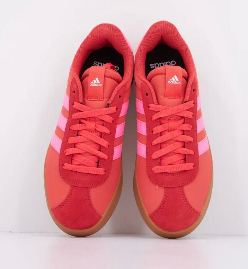Nieuwe Rode Adidas Sneakers Maat 38, Ophalen of Verzenden, Zo goed als nieuw