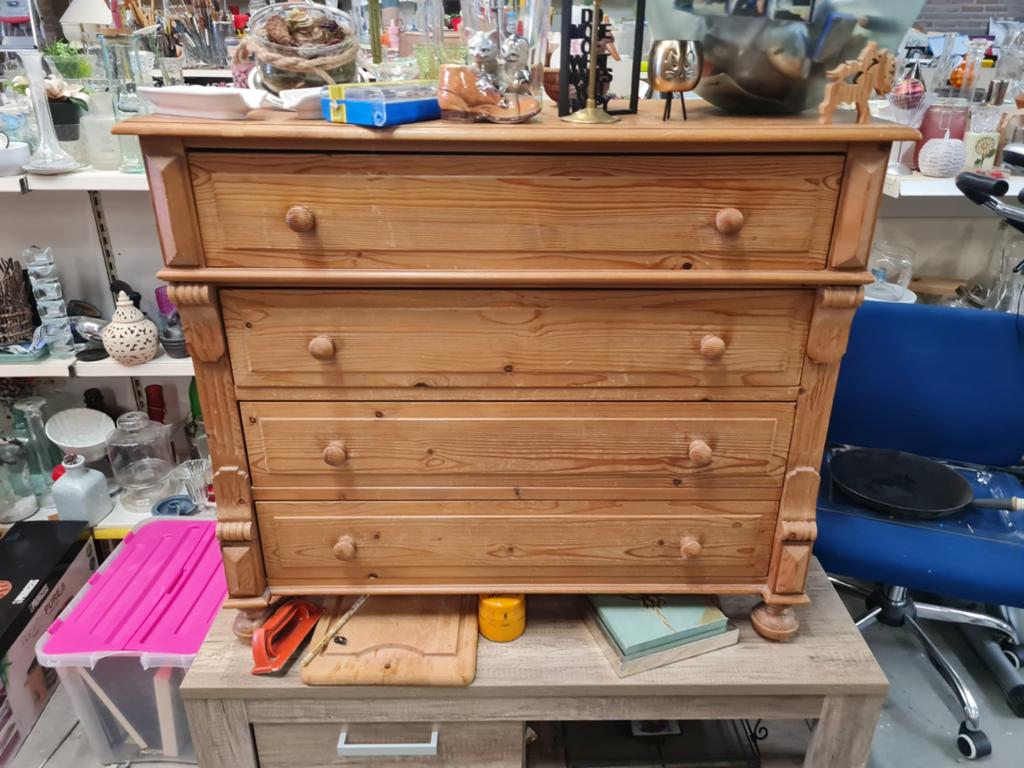 Vintage grenen ladekast met 4 laden 45x105x90 cm, Huis en Inrichting, Kasten | Ladekasten, Ophalen, Gebruikt, 100 tot 150 cm, 100 tot 150 cm