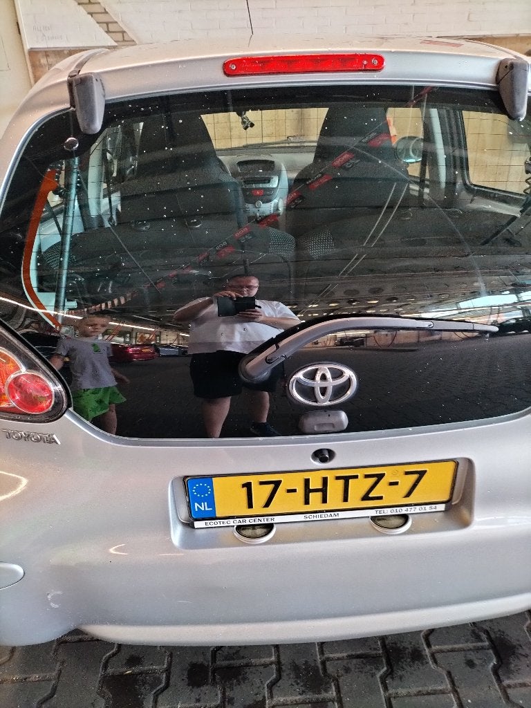 Toyota Aygo 202000 Km prijs verlaagd (Wordt nog mee gereden), Voorwielaandrijving, Stof, Zwart, 68 pk