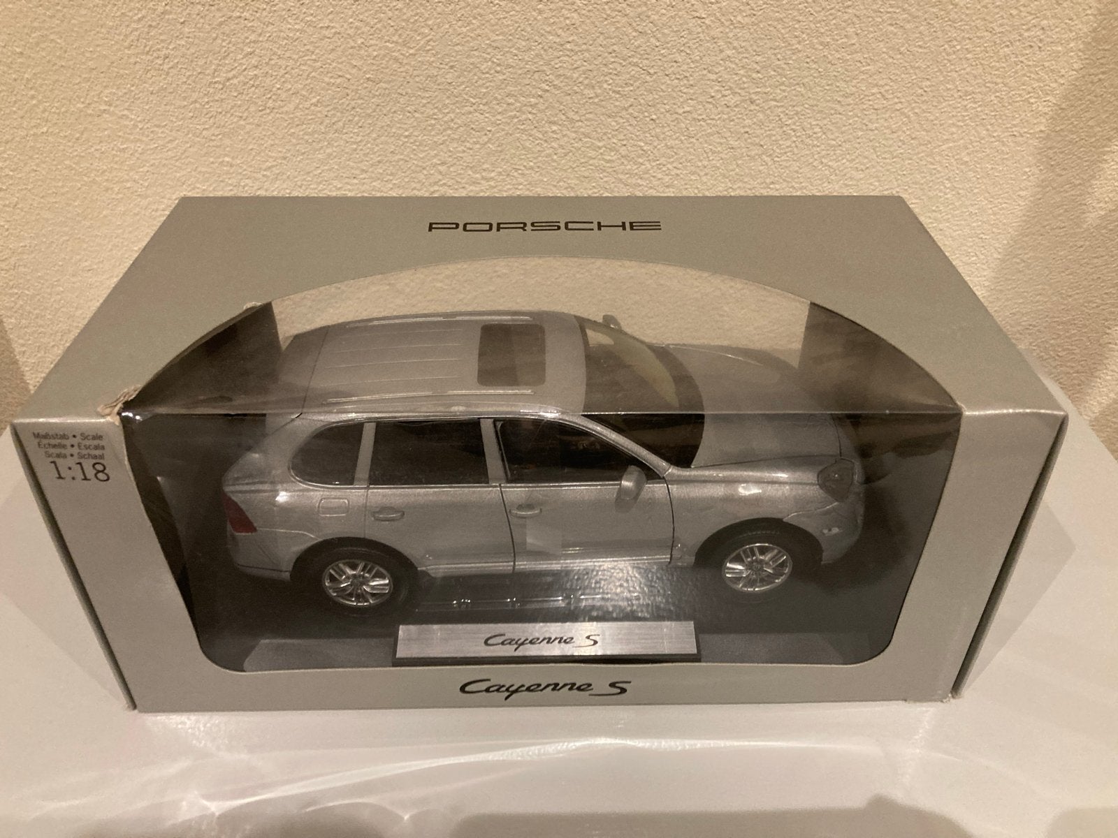 Norev Porsche Cayenne S 1/18 Diecast Modelauto, Ophalen of Verzenden, Nieuw, Auto