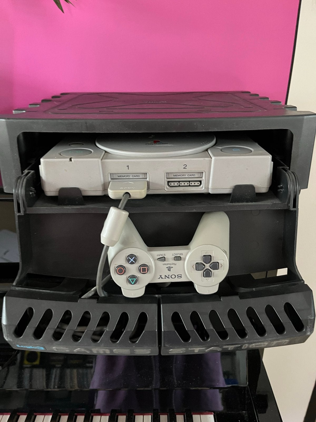 Gamestation + PlayStation 1 met controller, Ophalen, Gebruikt, Met 1 controller