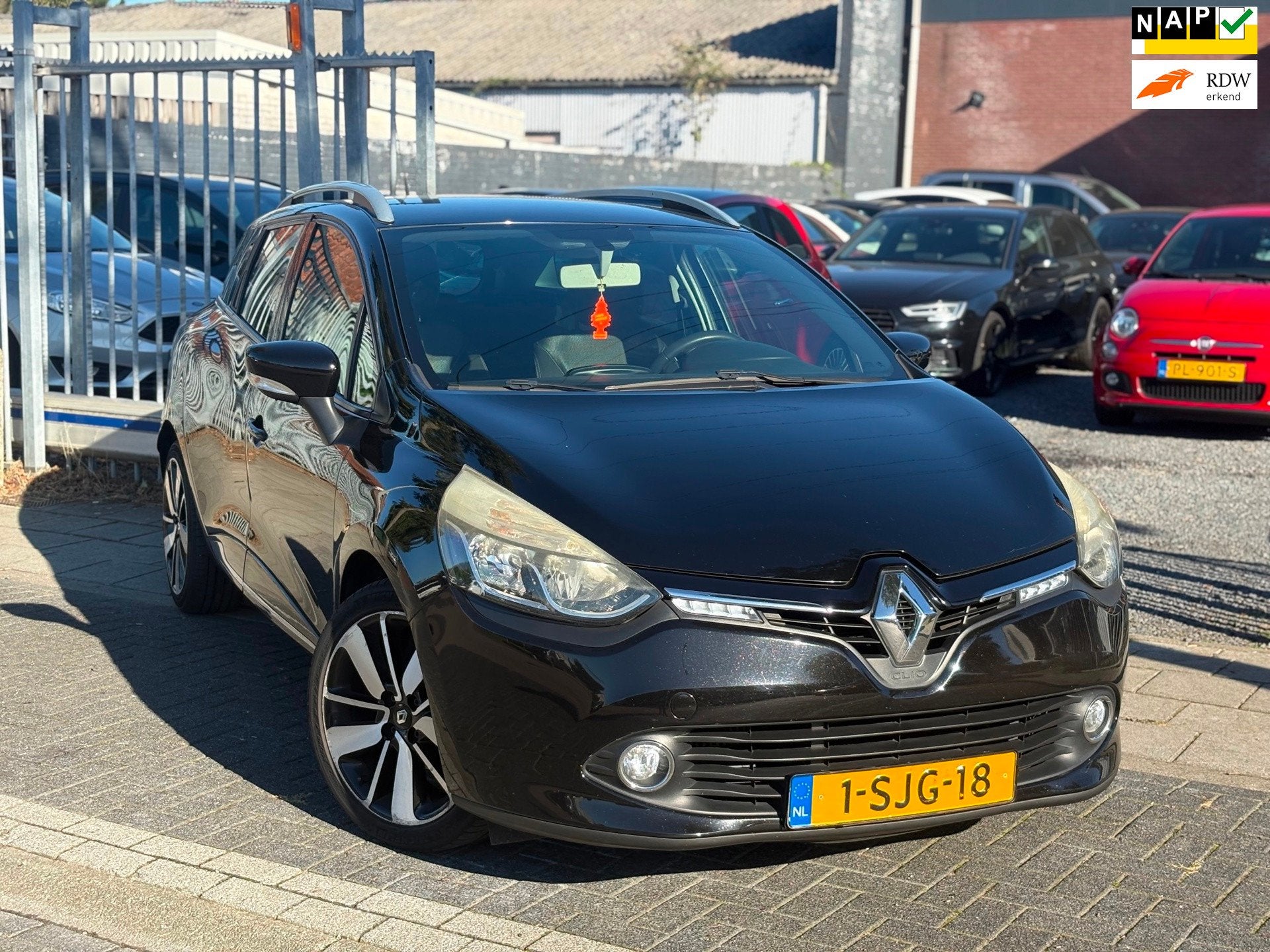Renault Clio Estate 0.9 TCe Expression | Navigatie | 17” L