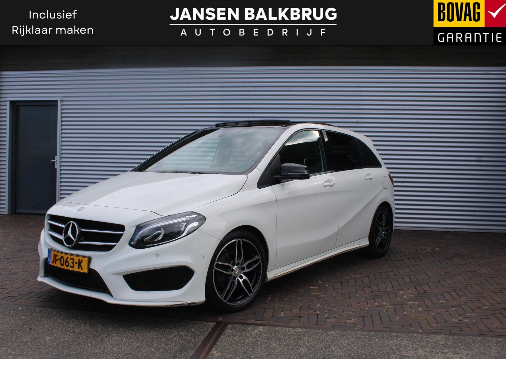 Mercedes-Benz B-Klasse 180 AMG Night Edition Plus PANORAMADA, Auto's, 1325 kg, Gebruikt, 4 cilinders, Onderhoudsboekje
