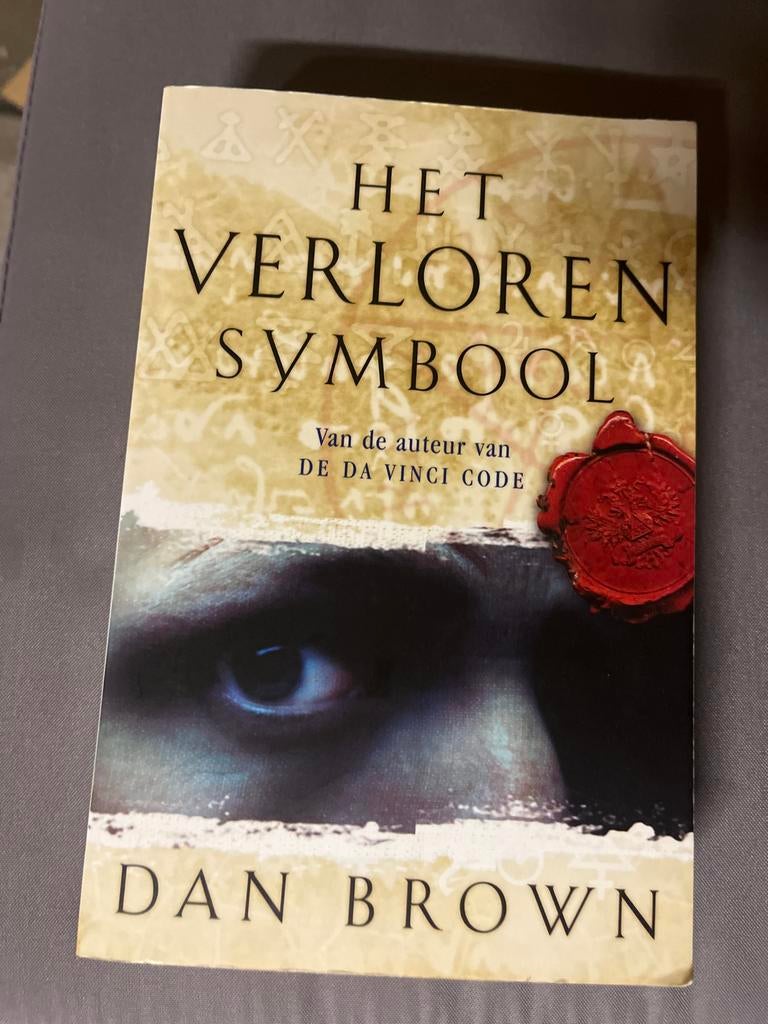 Het Verloren Symbool - Dan Brown (Paperback), Ophalen of Verzenden, Gelezen, Nederland