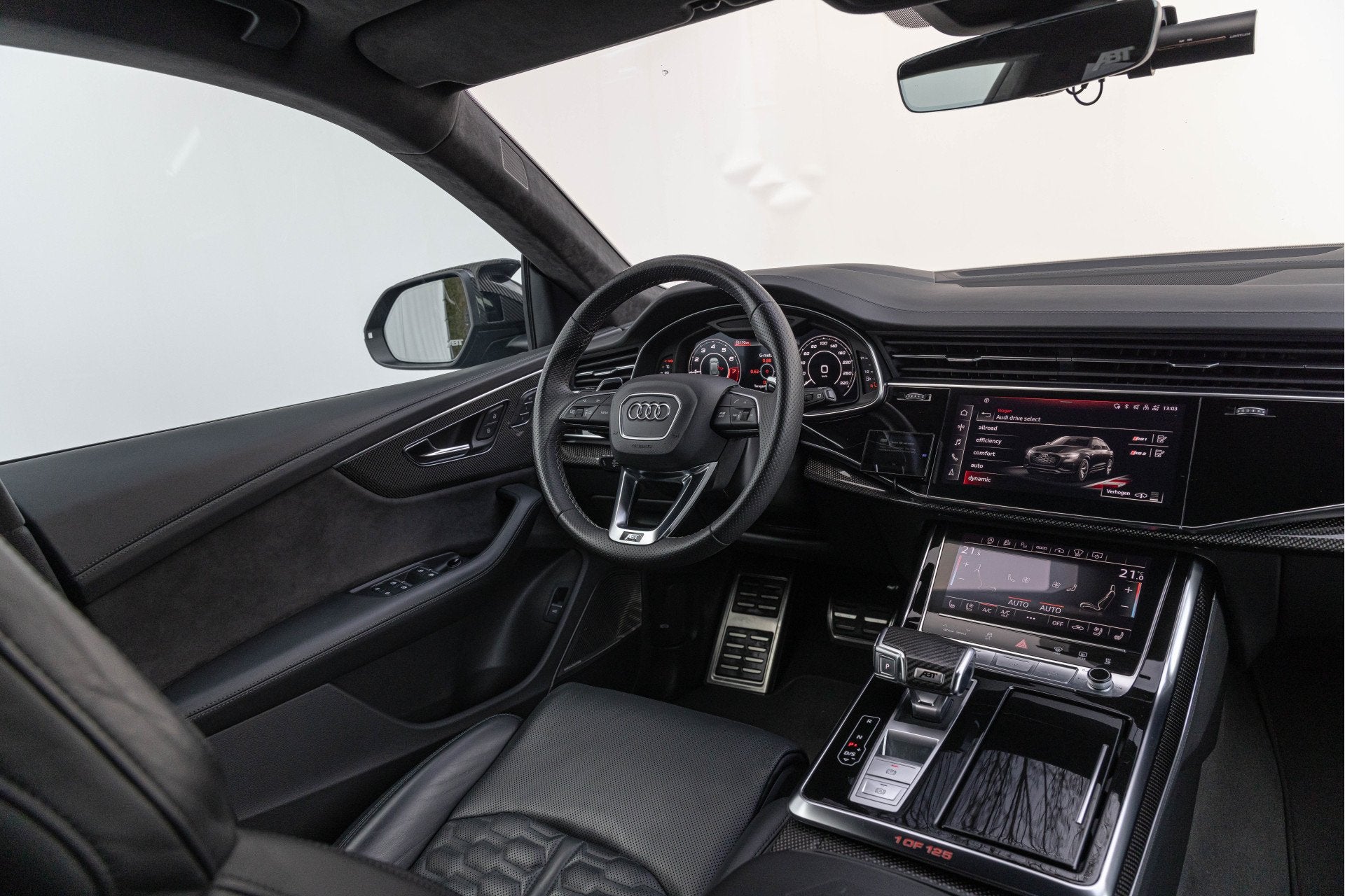 Audi RSQ8-R ABT 4.0 TFSI 740pk Quattro 1 of 125 B&O Advanced, Auto's, Gebruikt, 4x4, Zwart, Leder