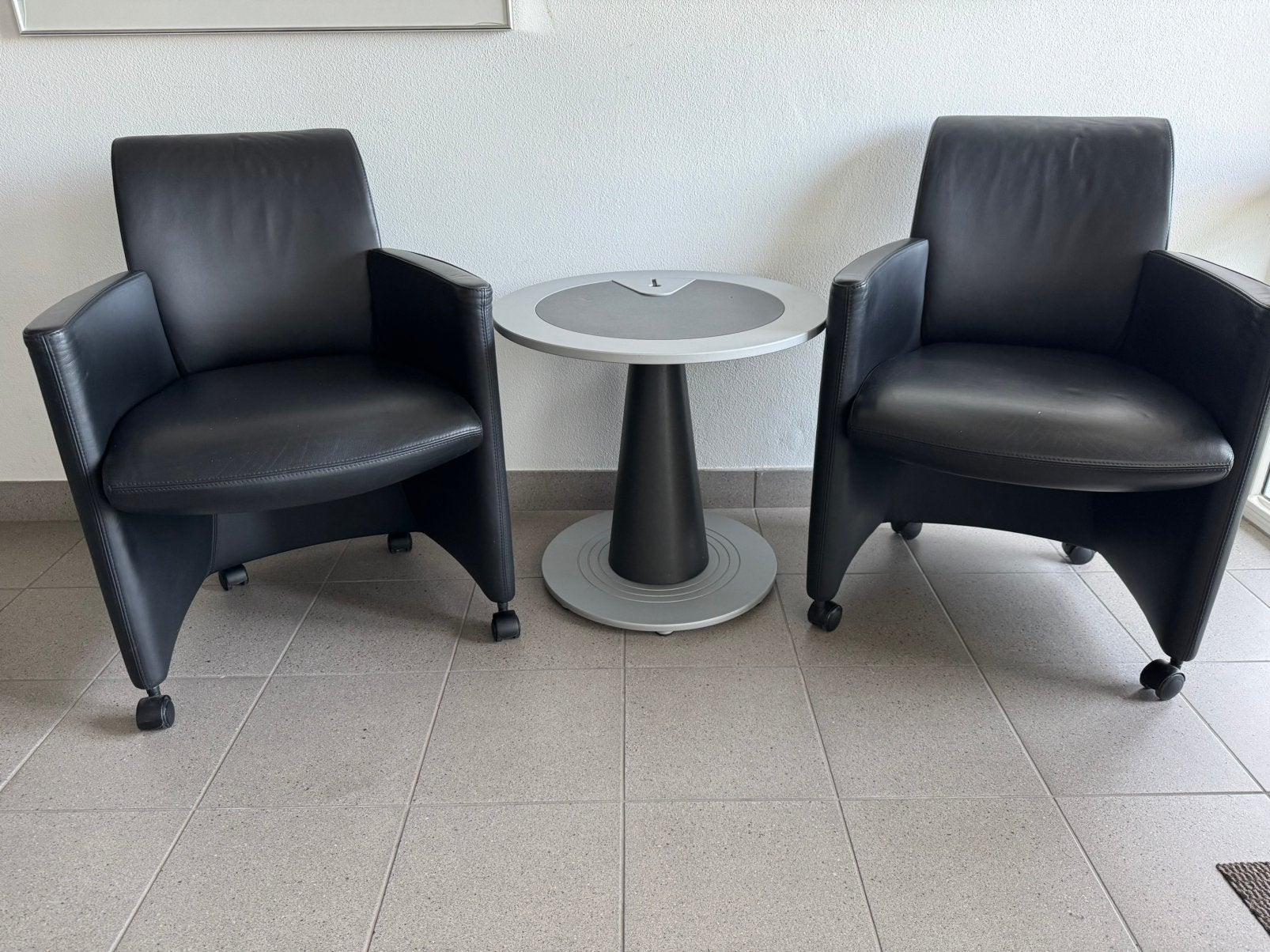 Leolux Frans Schrofer 2 x design eetkamerstoelen, zwart leer, Ophalen, Twee, Zwart, Leer