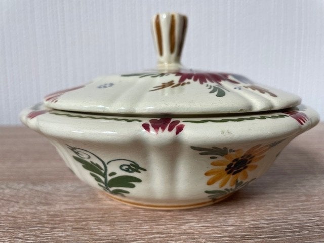 Schaal met deksel met Bloemen decor, Antiek en Kunst, Ophalen of Verzenden