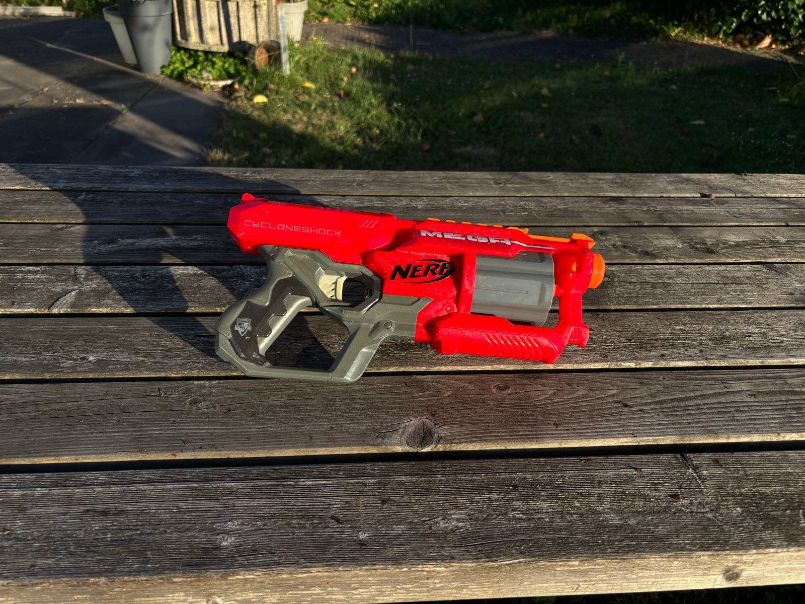 Nerf Mega CycloneShock Blaster - Rood, Ophalen of Verzenden, Gebruikt