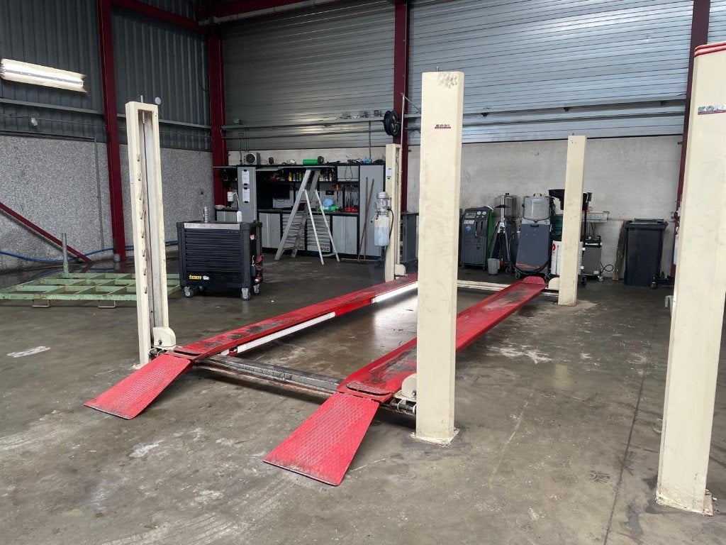 Koni 4-kolom hefbrug, Auto diversen, Autogereedschap, Ophalen, Gebruikt