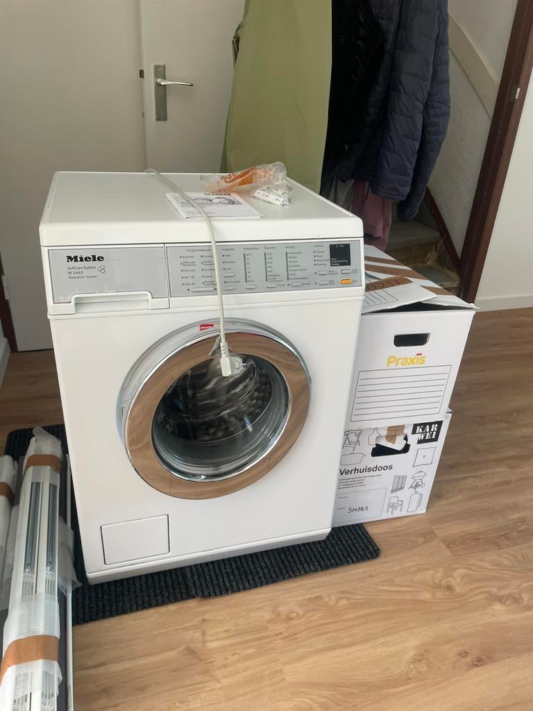Miele wasmachine - W5445 - uitstekende staat, Witgoed en Apparatuur, Wasmachines, Ophalen, Gebruikt, Handwasprogramma, Voorlader