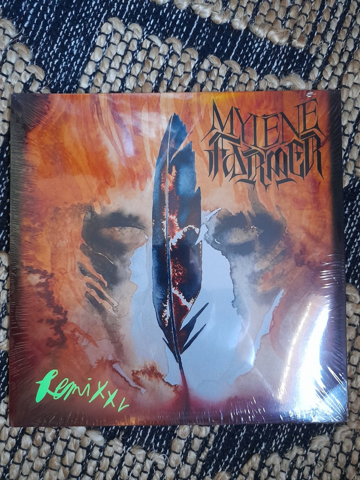 Mylène Farmer - Remixxl (3LP) - Nieuw, LP, Pop, Geseald, Ophalen of Verzenden